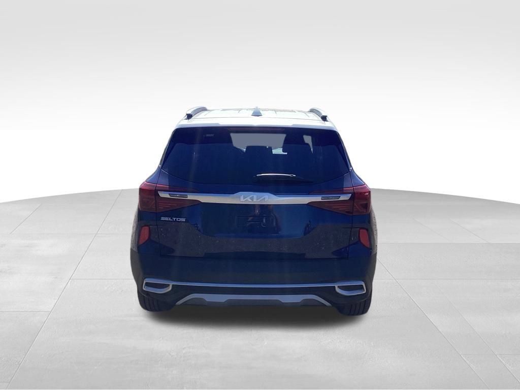 Used 2023 Kia Seltos S AWD/4WD image 6
