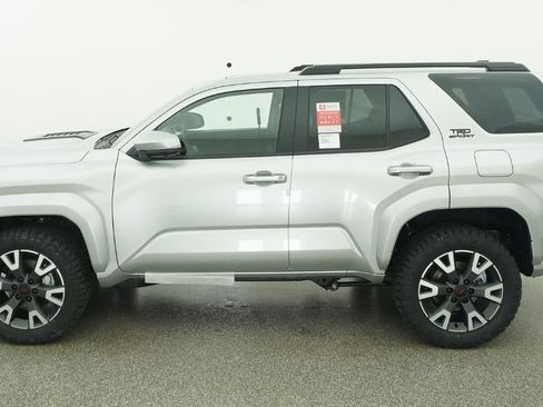 New 2026 Toyota 4Runner TRD Sport Premium AWD/4WD image 3
