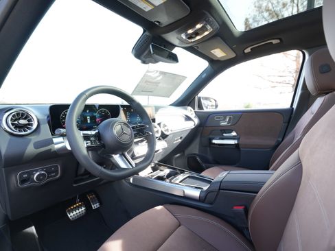 New 2026 Mercedes-Benz GLB 250 4MATIC image 38