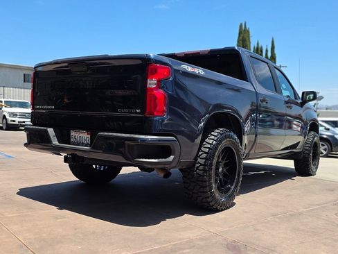 Used 2021 Chevrolet Silverado 1500 Custom AWD/4WD image 12