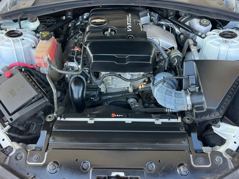 Used 2023 Chevrolet Camaro LT RWD image 22