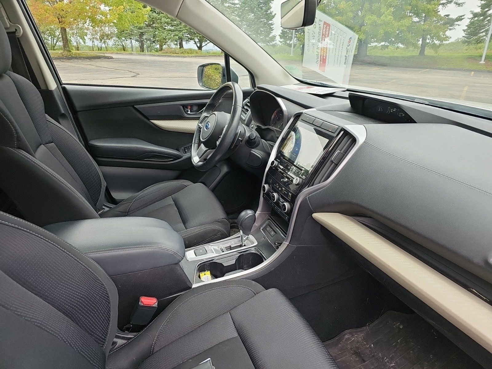 Used 2019 Subaru Ascent Premium AWD/4WD image 10