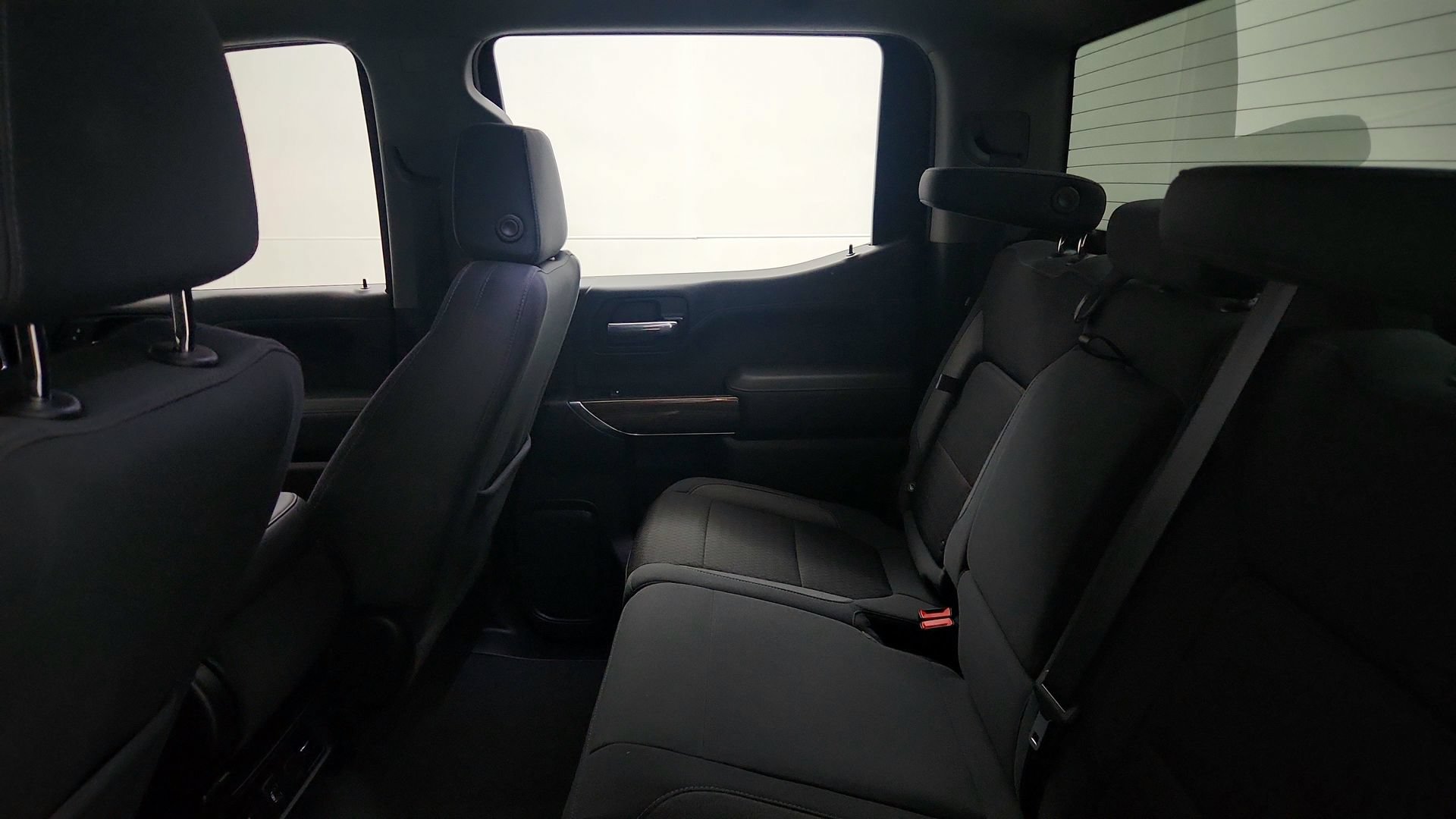 Used 2021 Chevrolet Silverado 1500 RST w/ Bed Protection Package AWD/4WD image 23