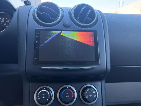 Used 2012 Nissan Rogue S image 18