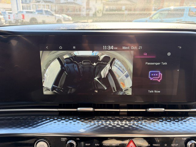 Used 2024 Kia Carnival SX Prestige FWD image 21