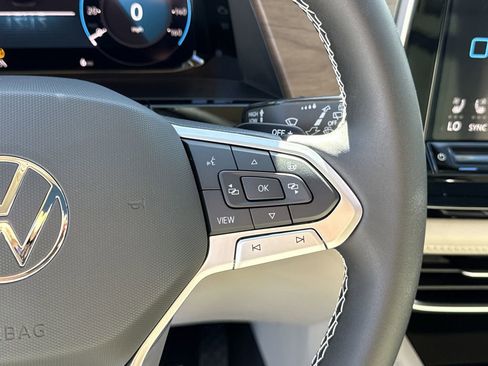 New 2026 Volkswagen Atlas SE FWD image 31