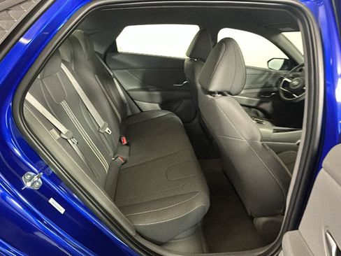 Certified 2025 Hyundai Elantra SEL FWD image 29