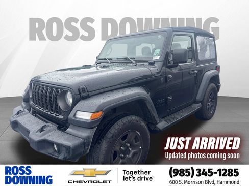 Used 2024 Jeep Wrangler Sport AWD/4WD image 1