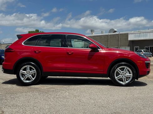 Used 2017 Porsche Cayenne S AWD/4WD image 8