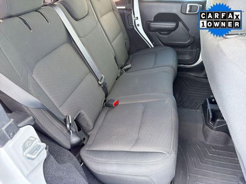 Used 2021 Jeep Wrangler Unlimited Sport image 28