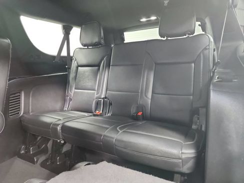 Used 2024 GMC Yukon XL Denali AWD/4WD image 13