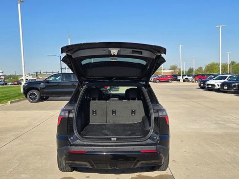 Used 2025 Chevrolet Equinox RS w/ Safety and Technology Package AWD/4WD image 16