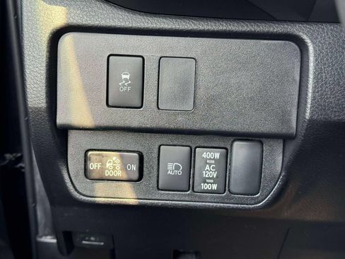Used 2023 Toyota Tacoma TRD Sport AWD/4WD image 20