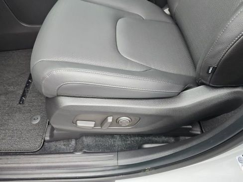 New 2026 Kia Carnival SX Prestige image 11