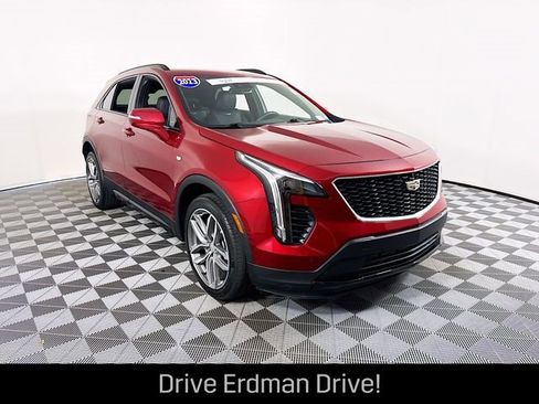 Certified 2023 Cadillac XT4 Sport FWD image 1