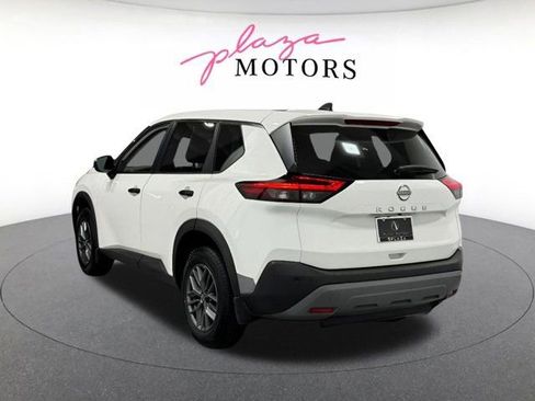 Used 2022 Nissan Rogue S FWD image 6