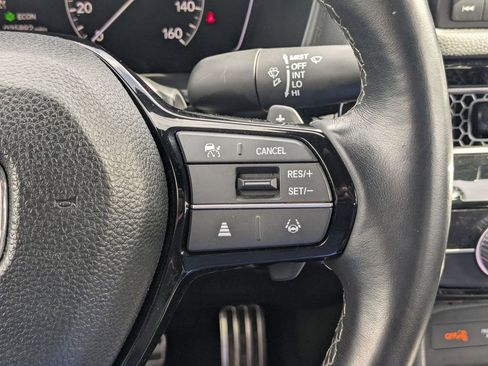 Used 2025 Honda Civic Sport image 17