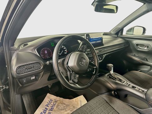 Used 2026 Honda HR-V Sport image 9