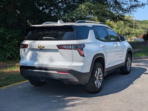 New 2026 Chevrolet Equinox LT w/ Safety and Technology Package FWD image 2