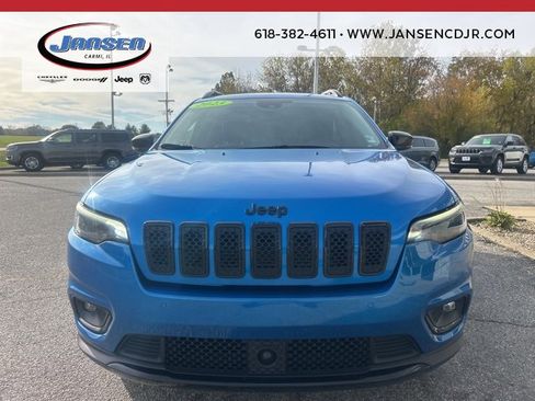 Used 2023 Jeep Cherokee Altitude Lux image 2