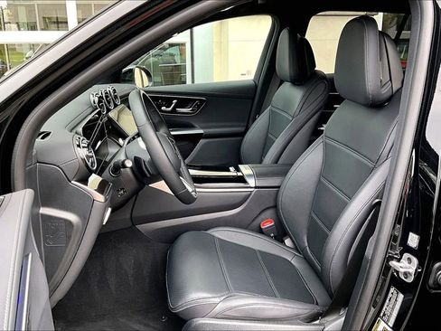 Used 2023 Mercedes-Benz GLC 300 4MATIC image 27