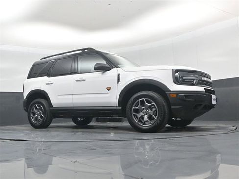 Used 2022 Ford Bronco Sport Badlands w/ Premium Package image 38