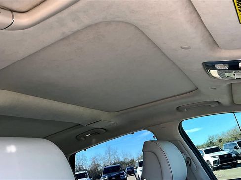 Used 2023 Genesis GV80 3.5T w/ Prestige Package image 14