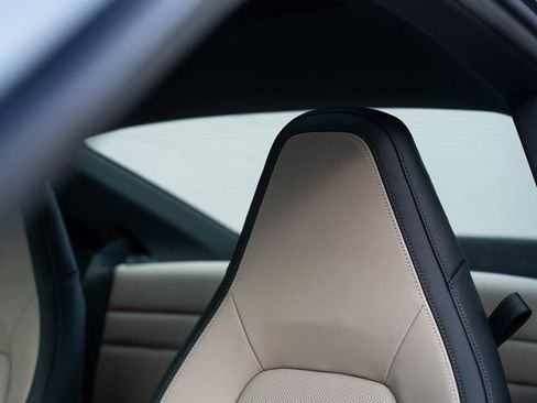 New 2026 Porsche 911 Carrera image 19