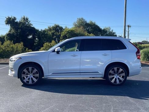 Certified 2023 Volvo XC90 B6 Ultimate w/ Protection Package Premier AWD/4WD image 4