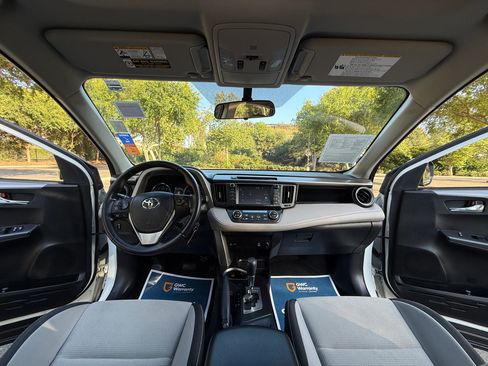 Used 2016 Toyota RAV4 XLE FWD image 23