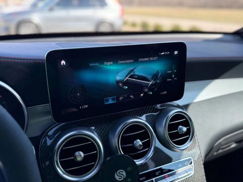 Used 2020 Mercedes-Benz GLC 63 AMG 4MATIC image 23