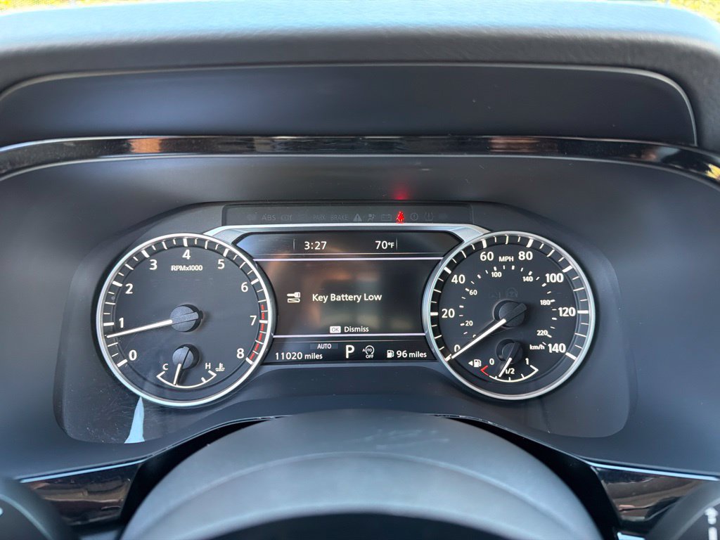 Used 2024 Nissan Pathfinder SL AWD/4WD image 9