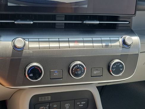 New 2027 Hyundai Kona SE FWD image 13
