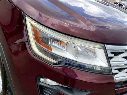 Used 2019 Ford Explorer XLT w/ Equipment Group 201A FWD image 27