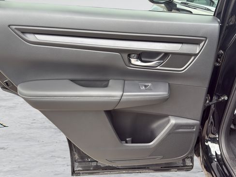 Used 2024 Honda CR-V EX image 41