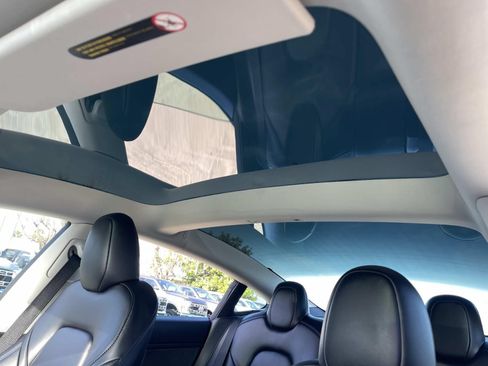 Used 2023 Tesla Model 3 Standard Range RWD image 13