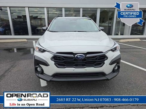 Used 2025 Subaru Crosstrek 2.0i Premium AWD/4WD image 2