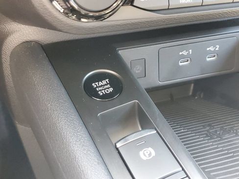 New 2026 Nissan Kicks SV w/ Cold Weather Package AWD/4WD image 27