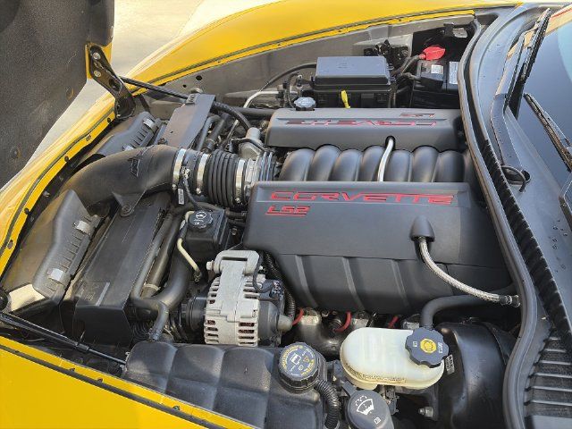 Used 2005 Chevrolet Corvette Coupe w/ Preferred Equipment Group RWD image 24