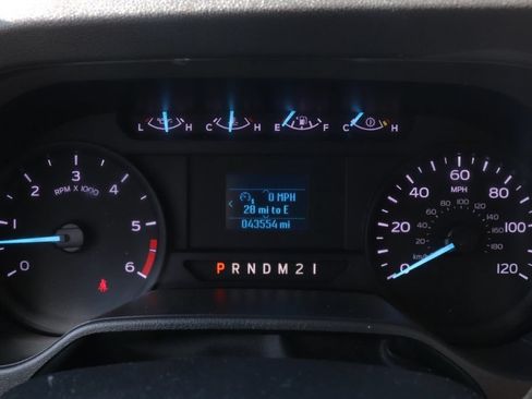 Used 2024 Ford E-350 and Econoline 350 Super Duty w/ Power Windows & Locks Group RWD image 20