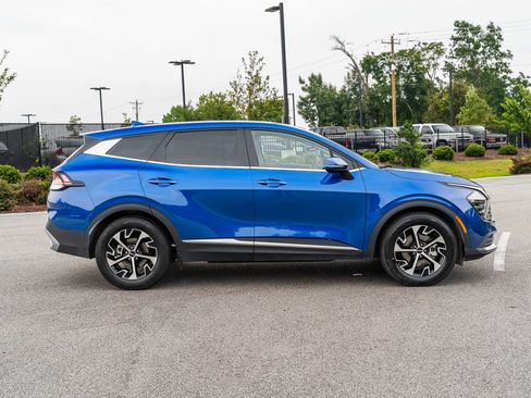 Used 2024 Kia Sportage EX FWD image 10
