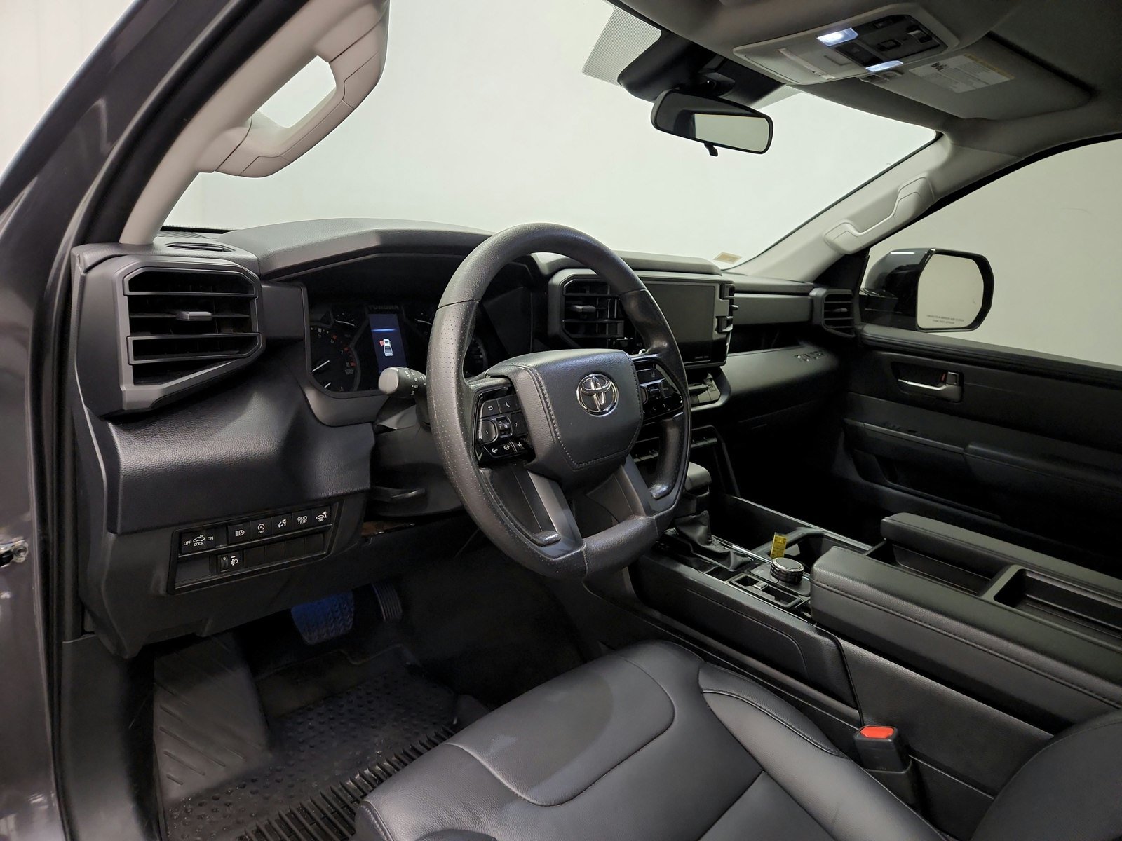 Used 2024 Toyota Tundra SR5 w/ SR5 Convenience Package AWD/4WD image 51