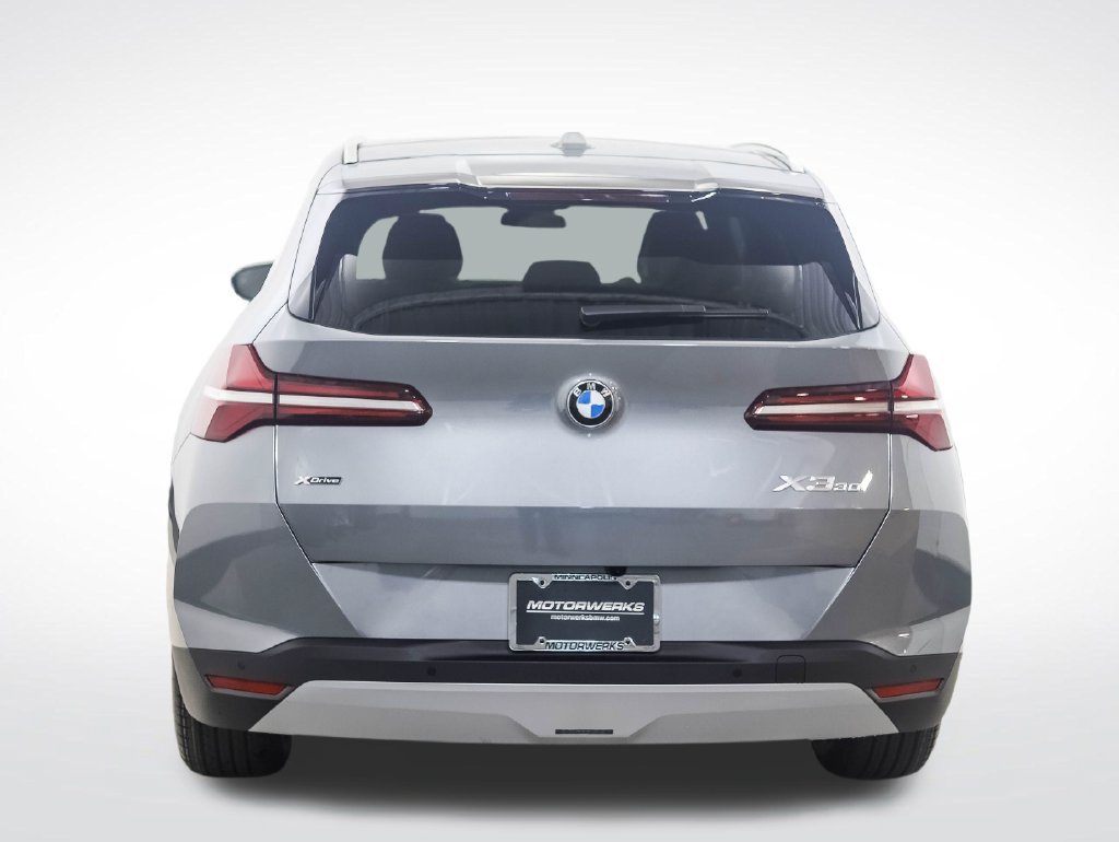 Certified 2026 BMW X3 xDrive30i w/ Premium Package AWD/4WD image 4