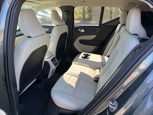 New 2026 Volvo XC40 B5 Plus w/ Protection Package Premier AWD/4WD image 8