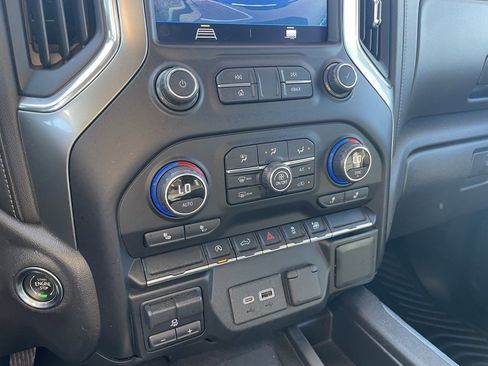 Used 2021 Chevrolet Silverado 1500 LT image 17