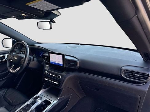 Used 2020 Ford Explorer ST image 34