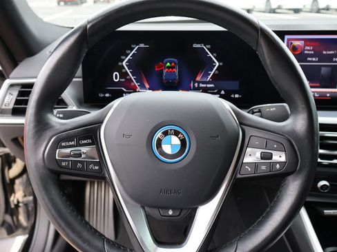 Used 2024 BMW i4 eDrive35 w/ Premium Package RWD image 32