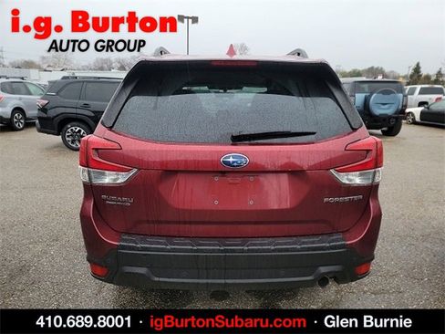 Used 2023 Subaru Forester Limited w/ Popular Package #2 image 5