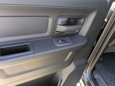 Used 2025 RAM 2500 Tradesman image 11