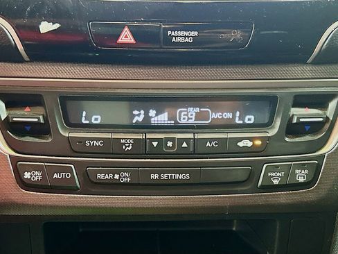 Used 2023 Honda Ridgeline Sport image 13